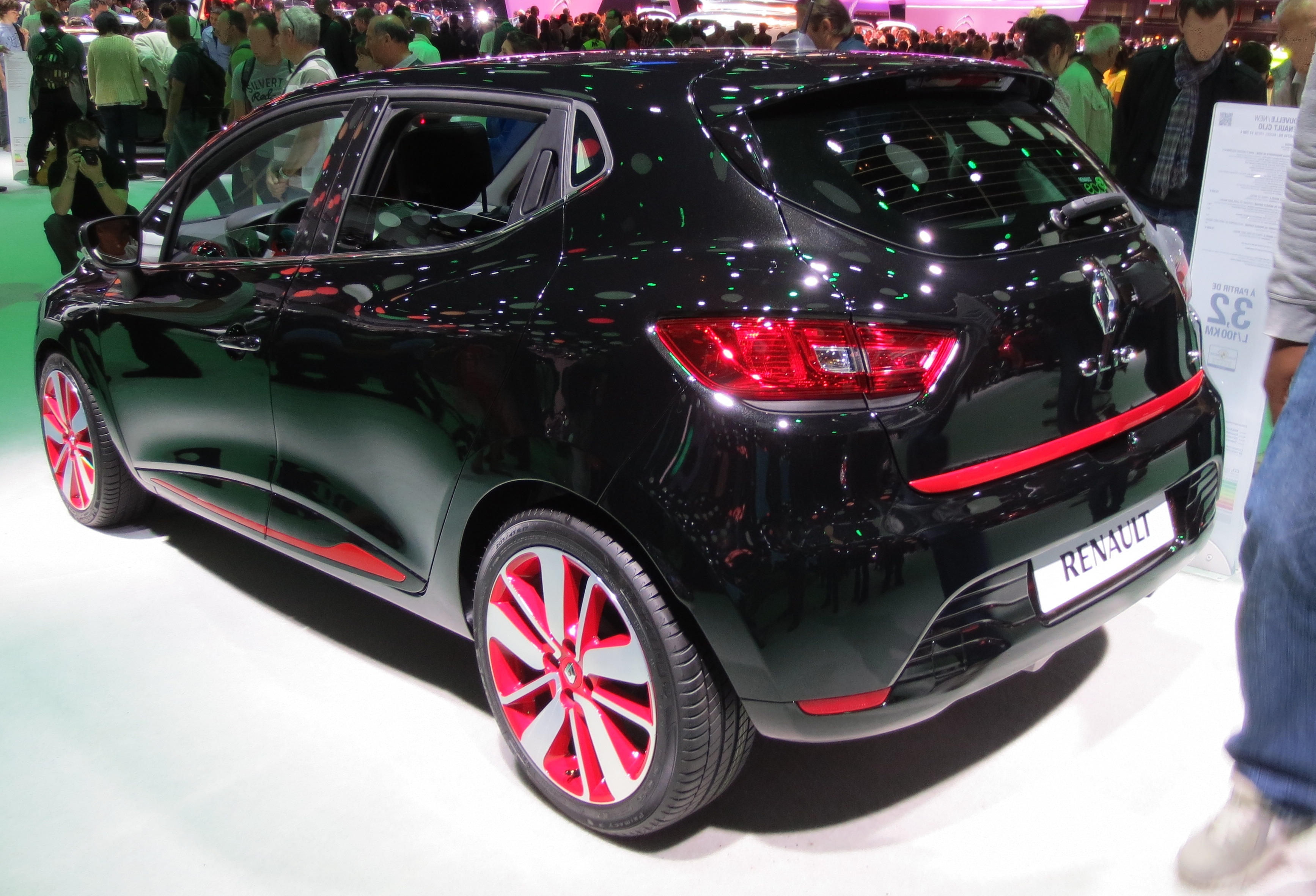 Renault Clio 0.9 TCe Expression (2014)